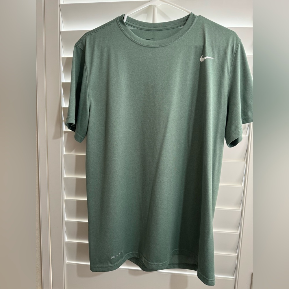 Nike, Size Large, Dri Fit Shirt